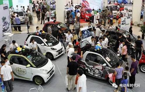 年度調(diào)查：從南北割據(jù)到抱團(tuán)出海，電動(dòng)車展會(huì)凸顯新變局！