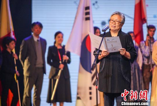 第五屆北京國際青少年藝術周藝術總監吳靈芬致辭 鐘欣 攝
